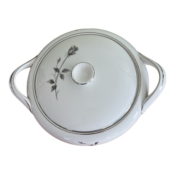 Vintage Fine China Royal Monaco Rose Japan Vegetable Serving Bowl with lid, 8.5” - Picture 2 of 5